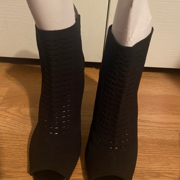 High heel ankle bootie, mesh sock style. Fits snug around entire foot. - Picture 5 of 7